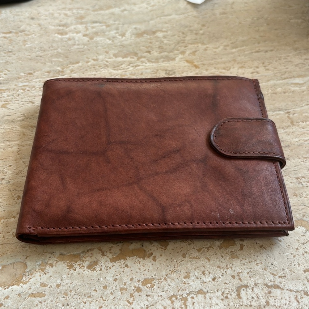 New never used billfold wallet